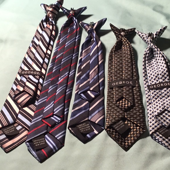 SALE. 5 Children’s clip on ties. - Picture 3 of 3